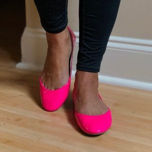 Steve Madden Neon Pink Flats